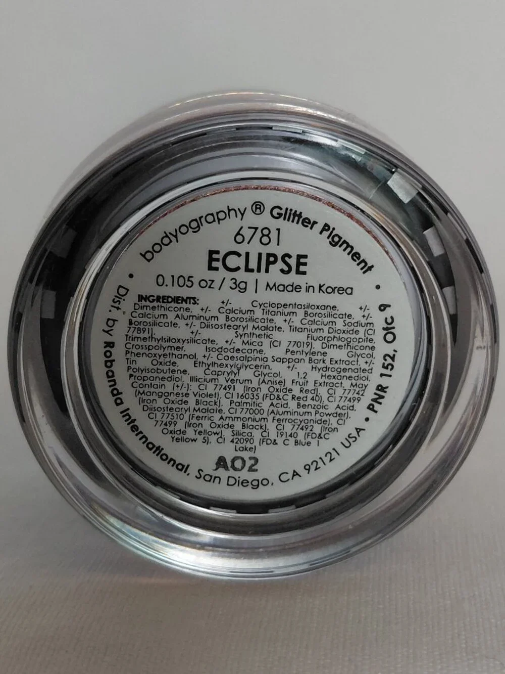 Bodyography - Glitter Pigments in Eclipse (Burgundy/Pink)